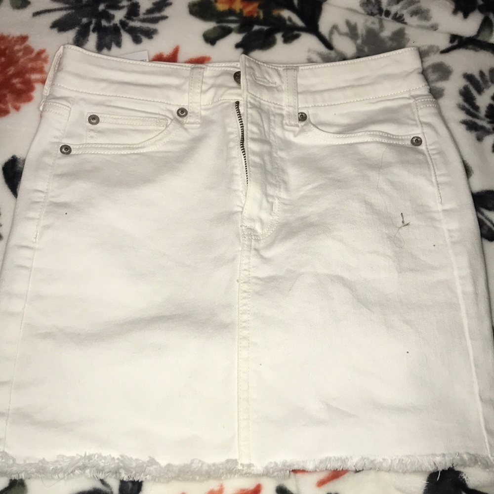 mini skirt